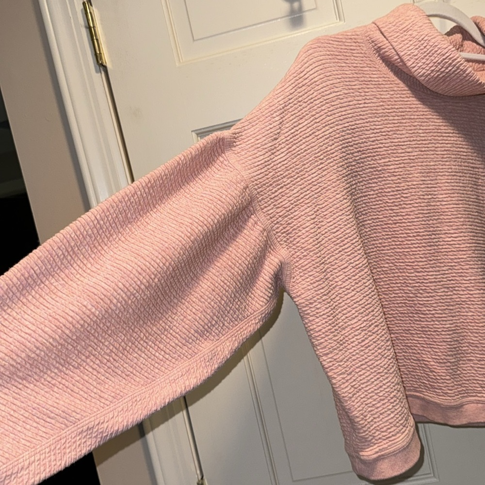 Lululemon Ribbed Turtleneck - Picture 5 of 6